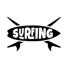 Sticker - Logo club de surf. Palabra surfing con letras estilo hawaiano en silueta de tabla de surf sobre tablas cruzadas