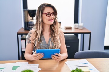 Sticker - Young woman business worker using touchpad working at office