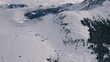 Luftaufnahmen von den schweizer Alpen im Winter