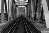 Fototapeta  - Żelazny most kolejowy nad rzeką