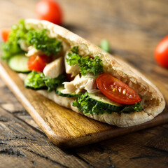 Poster - Homemade chicken sandwich with vegetables