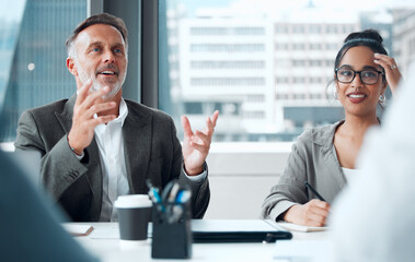 Aufkleber - Businessman, team discussion and leader planning strategy for presentation analysis, training and sales marketing in modern office. Teamwork, employee talking and business meeting for sales growth