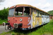 Ausrangierter Schienenbus Triebwagen auf dem Abstellgleis am Bahnhof in Traben-Trarbach an der Mosel im Kreis Bernkastel-Wittlich in Rheinland-Pfalz in Deutschland