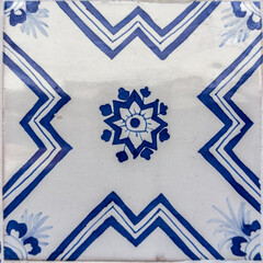 Fototapete - Old Traditional Portuguese azulejos