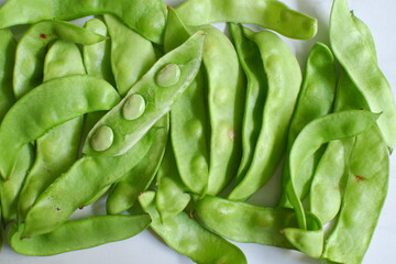 Wall Mural - Fresh green peas