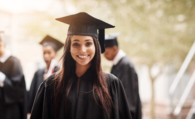 Aufkleber - Portrait, woman and student with graduation, university and achievement with qualification, degree and education. Face, female person or girl with success, graduate and certificate with a scholarship