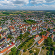 Blick auf die Gartenbau-Stadt Gundelfingen an der Donau aus der Luft