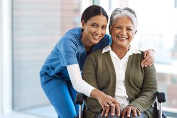 Canvas Print - Portrait, medical or disability with a nurse and old woman in a wheelchair during a nursing home visit. Smile, healthcare or retirement with a happy female medicine professional and senior client