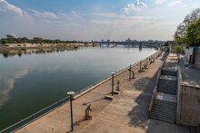 Sabamati Riverfront, UNESCO World Heritage Site, Ahmedabad, Gujarat, India, Asia
