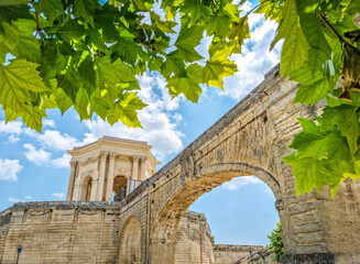 Poster - Saint-Clement aqueduct and Water castle (chateau d'eau) in the Promenade du Peyrou, Montpellier, France