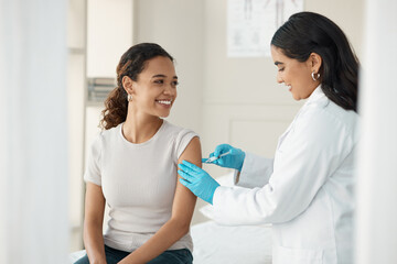 Wall Mural - Injection, vaccine and patient at the clinic for consulting and help with prevention with a smile. Doctor, inject and woman on arm for virus with gloves in medical room for wellness or health.