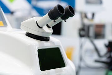 Leinwandbilder - Optic machine for precise measurement of part size and quality evaluation. Smart factory.
