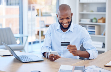 Canvas Print - Black man, corporate credit card and smartphone with ecommerce and fintech, payment with smile and bank app. Male professional at office with business purchase, online shopping and internet banking