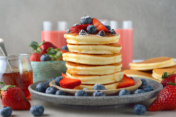 Wall Mural - Pancakes with berries