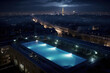 Ein Pool auf einer Dachterrasse in einer Stadt wie Paris