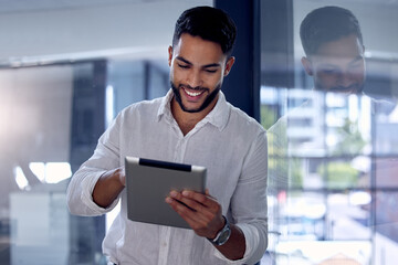 Leinwandbilder - Tablet, night and research with a business man, happy while working alone in his office after hours. Technology, internet and smile with a male employee doing an online search for information or data