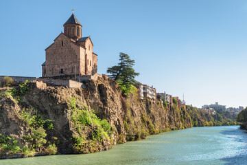 Wall Mural - The Virgin Mary Assumption Church of Metekhi on the cliff