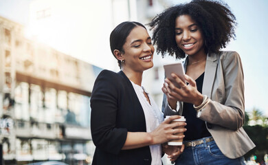 Aufkleber - Business people, phone and city for social media, communication or team collaboration outdoors. Happy woman employees or friends with smile on mobile smartphone for networking or travel in urban town