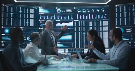 Aufkleber - Senior Chief Financial Officer Holding a Meeting with a Group of Fintech Investors. Diverse Team of Managers, Analysts and Board Members Having a Meeting in Front of Big Digital Screen with Reports