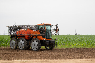 High-tech machines optimize work in the fields. Field desiccation is the pre-harvest drying of plants with chemicals, which accelerates their maturation and facilitates machine harvesting.