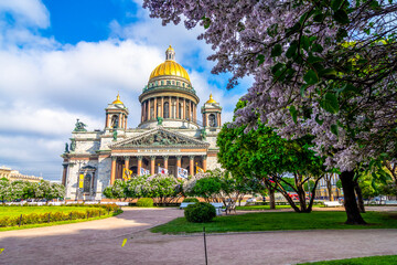 Wall Mural - Saint Petersburg, Russia - 02 june 2023: St. Isaac's Cathedral in summer