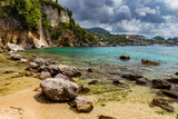 Fototapeta  - Krajobraz morski. Skaliste wybrzeże wyspy Korfu, Grecja