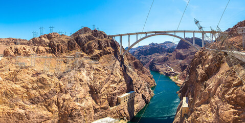 Wall Mural - Mike O'Callaghan–Pat Tillman bridge