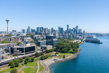 Wall Mural - The Seattle, Washington waterfront skyline on a sunny day in June