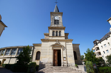 Wall Mural - Saint-Pierre-et-Saint-Paul is a church that was built from 1832 until 1834. It is located in Fontenay-aux-Roses,France.