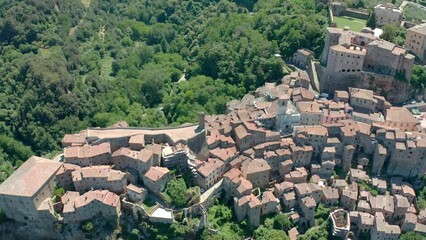 Canvas Print - aerial view of the town of sorano tuscany