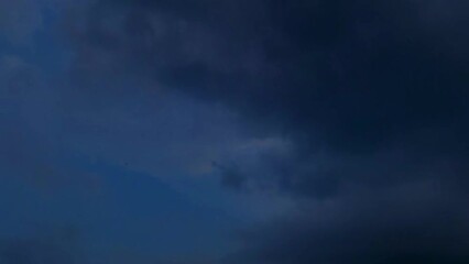 change from light to dark clouds