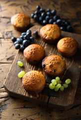 Canvas Print - Homemade muffins with raisins