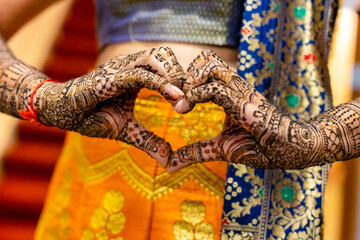 Poster - Indian bride's wedding henna mehendi mehndi hands close up