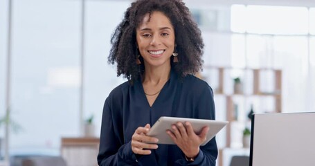 Fototapete - Tablet, woman and face of designer for business in office, working and typing email in startup. Technology, portrait and smile of African professional on internet for research, web app and online.