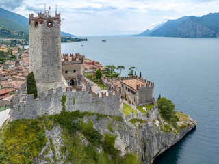 Wall Mural - Town of Malcesine castle and waterfront view, Veneto region of Italy, Lago di Garda - Castle of Malcesine - Castello Scaligero di Malcesine
