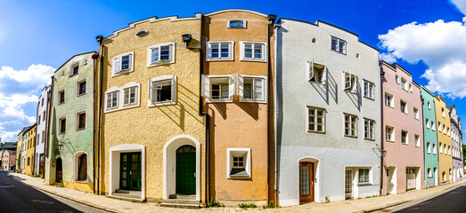 Canvas Print - historic buildings at the old town of Burghausen - Germany