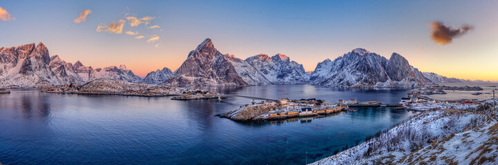 Wall Mural - panorama of the small town of reine at the very end of the lofoten in the northern part of norway du
