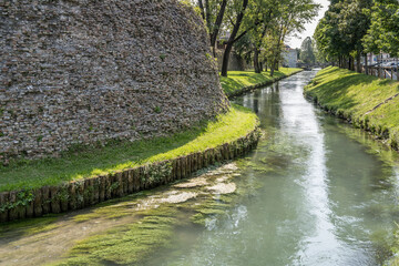 Wall Mural - bending moat and round rampart of city walls, Treviso, Italy