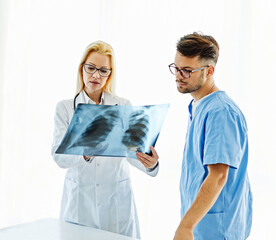 Wall Mural - doctor hospital team medical x-ray x ray radiology lung chest diagnisis disease health medicine healthcare meeting teamwork  clinic