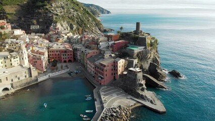 Wall Mural - Aerial view of Vernazza, the famous Cinque Terre town, Liguria, Northern Italy