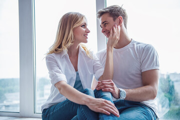 Poster - Beautiful young couple