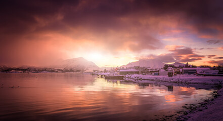 Fototapete - Majestic Sunset view of the picturesque fishing village. Winter vivid landscape. Sunset in Norway, Lofoten islands.