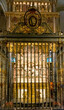 Interior y detalles de la Catedral de Santa Maria en Toledo, España