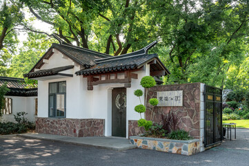 Wall Mural - chinese garden gate