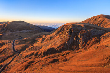 Canvas Print - Transalpina road in Parang Mountains in Romania