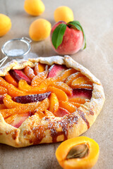 Wall Mural - Tart with apricots