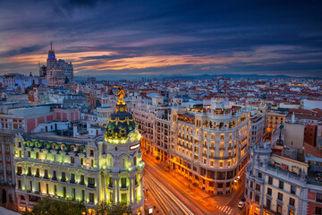 Wall Mural - Cityscape image of Madrid, Spain during sunset.