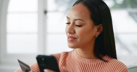 Canvas Print - Home, credit card and woman with a smartphone, ecommerce and online banking with a smile. Female person, girl and customer with a cellphone, fintech and transactions with digital payment and budget