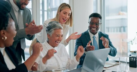 Canvas Print - Stock market, team or traders clapping for success in celebration for global news or crypto profit. Nft, excited or happy financial men with women trading online excited by winning a fintech deal