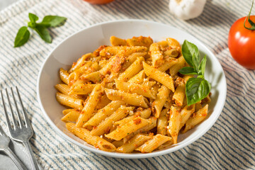 Canvas Print - Homemade Tomato Pesto Pasta